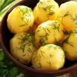 kada-verdant-jaunas-bulves-reikia-sudyti-ir-ka-ipilti-i.webp.webp